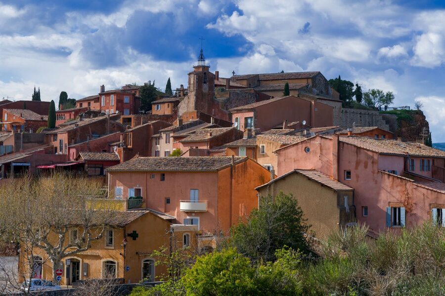 Vue de Châteauneuf-le-Rouge en Provence